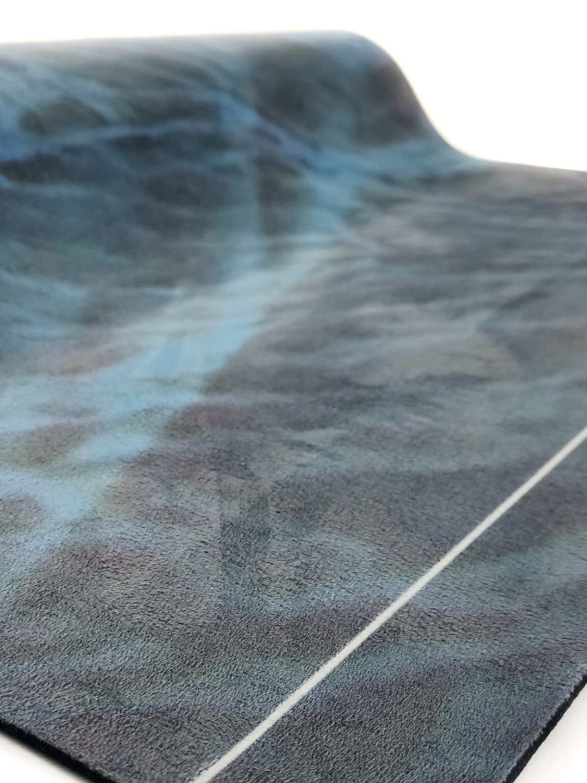 Water Elements Collection Yoga Mat made of microfiber and rubber